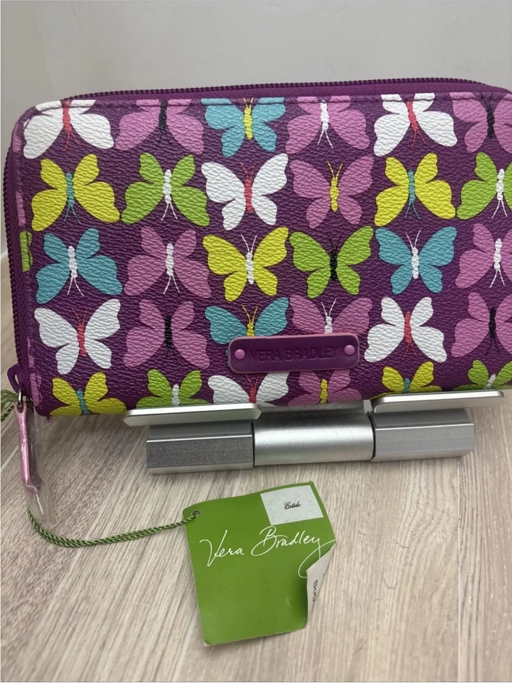 NWT Vera Bradley Flutterby Classic Wallet - Picture 2 of 5
